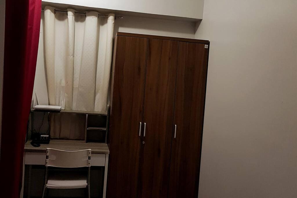 1014 La Guardia Flat 2 Near It Park Apartment